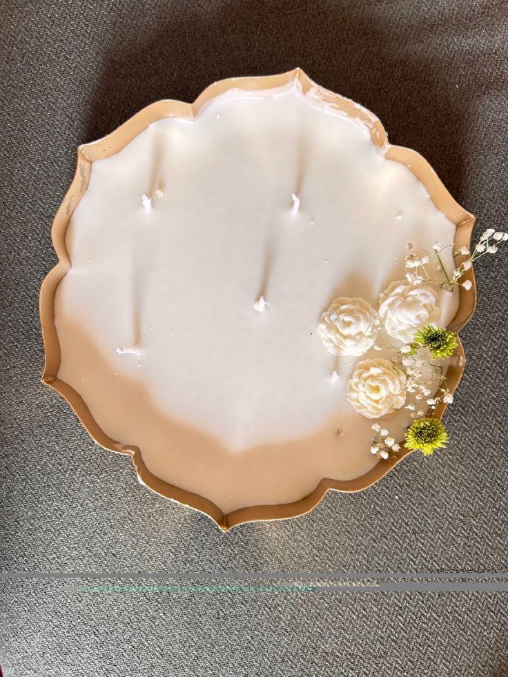 Divine Bloom – Luxury Floral Urli Candle
