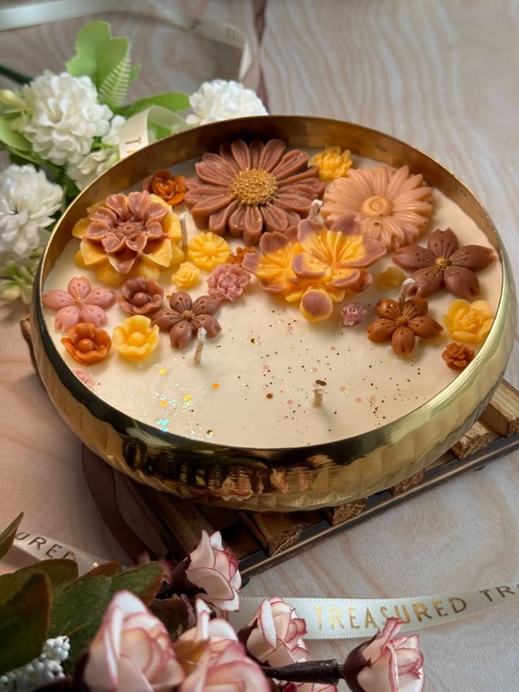 Divine Bloom – Luxury Floral Urli Candle