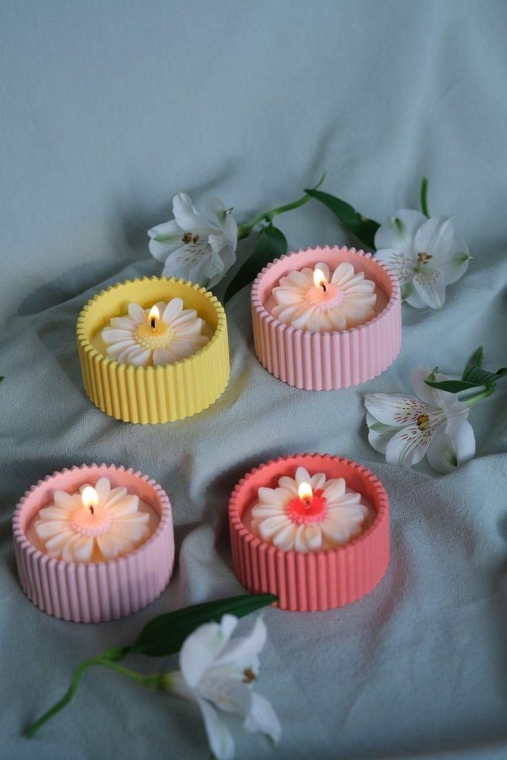 Daisy Bloom Jar Candle