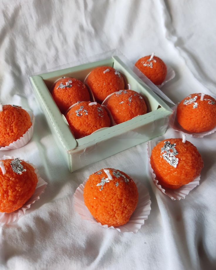 Ladoo Candle Favors – Pack of 4 with Leather Handle Bag| Return Gifts for Puja & Auspicious Occasions