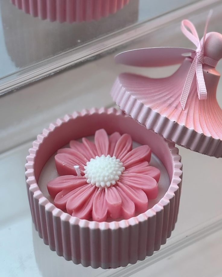 Daisy Bloom Jar Candle