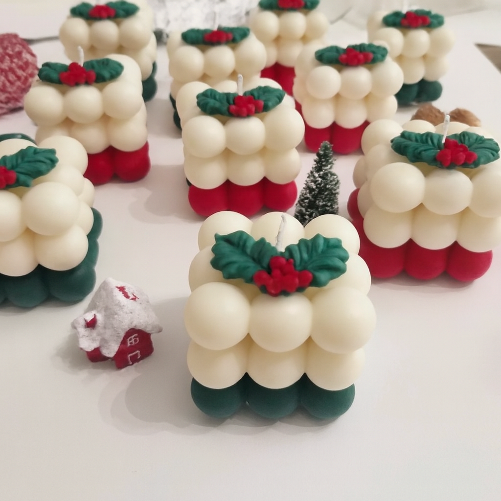 Holly Bubble Candle