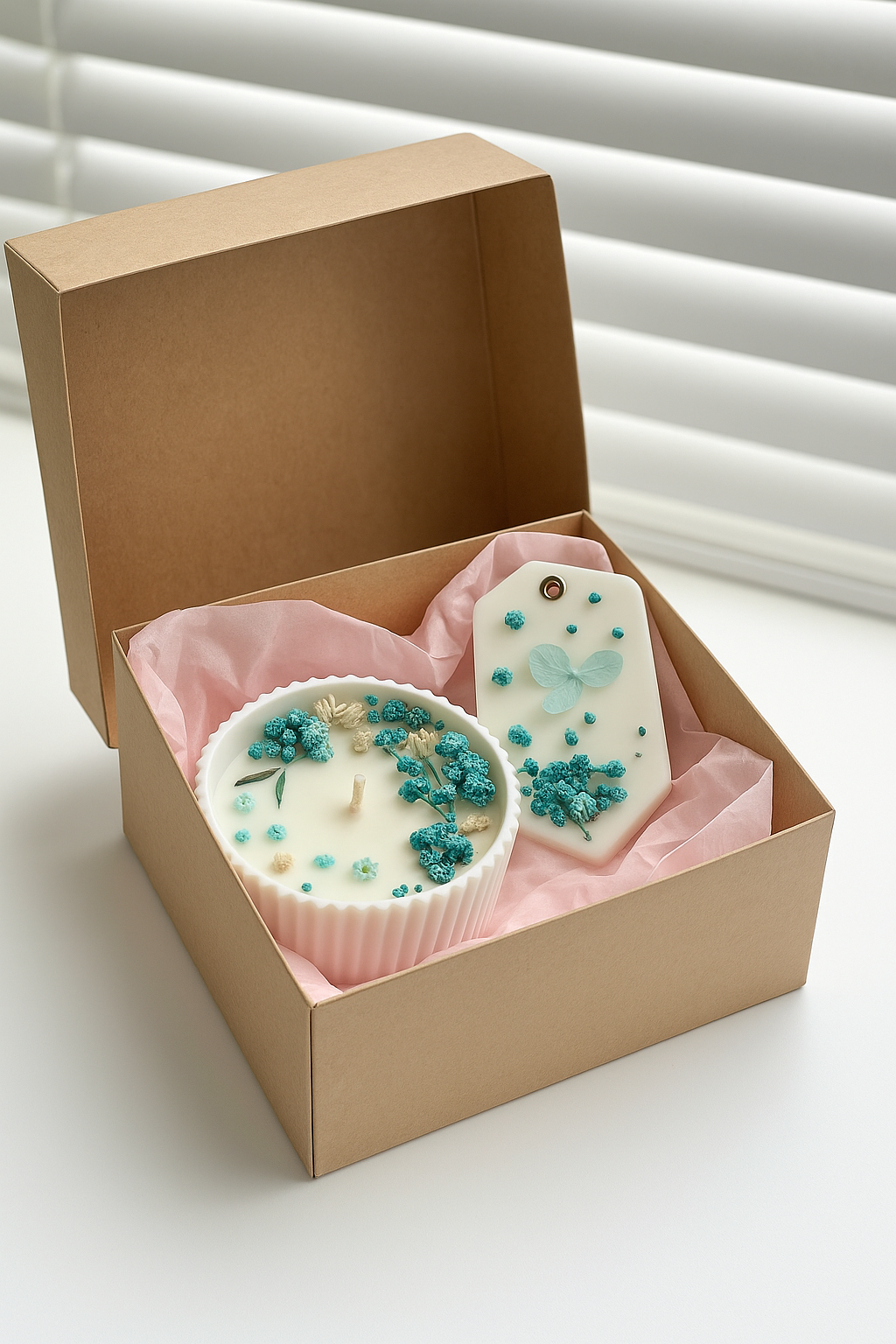 Blissful Bloom Candle Gift Set (Buy 1 Get 1 Free)