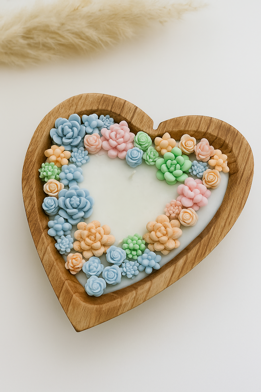Blossom Heart Candle – Hand-Poured Floral Soy Wax Candle in Wooden Bowl