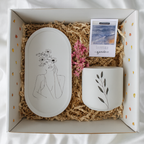 Floral Art Candle Jar with Tray – Minimalist Home Décor Set