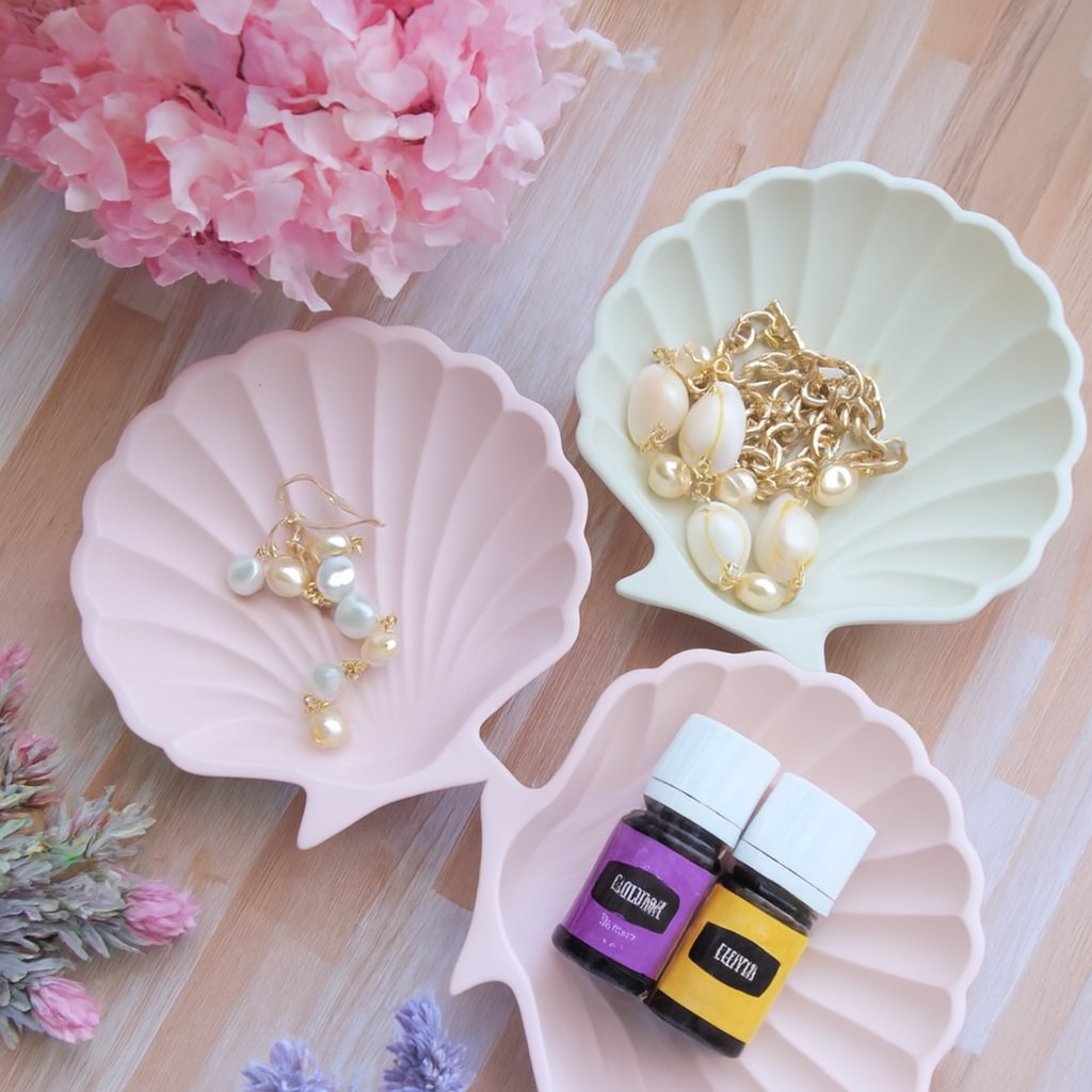 Seashell Trinket Tray Set (2 pcs) — Pastel Jewelry & Décor Holders