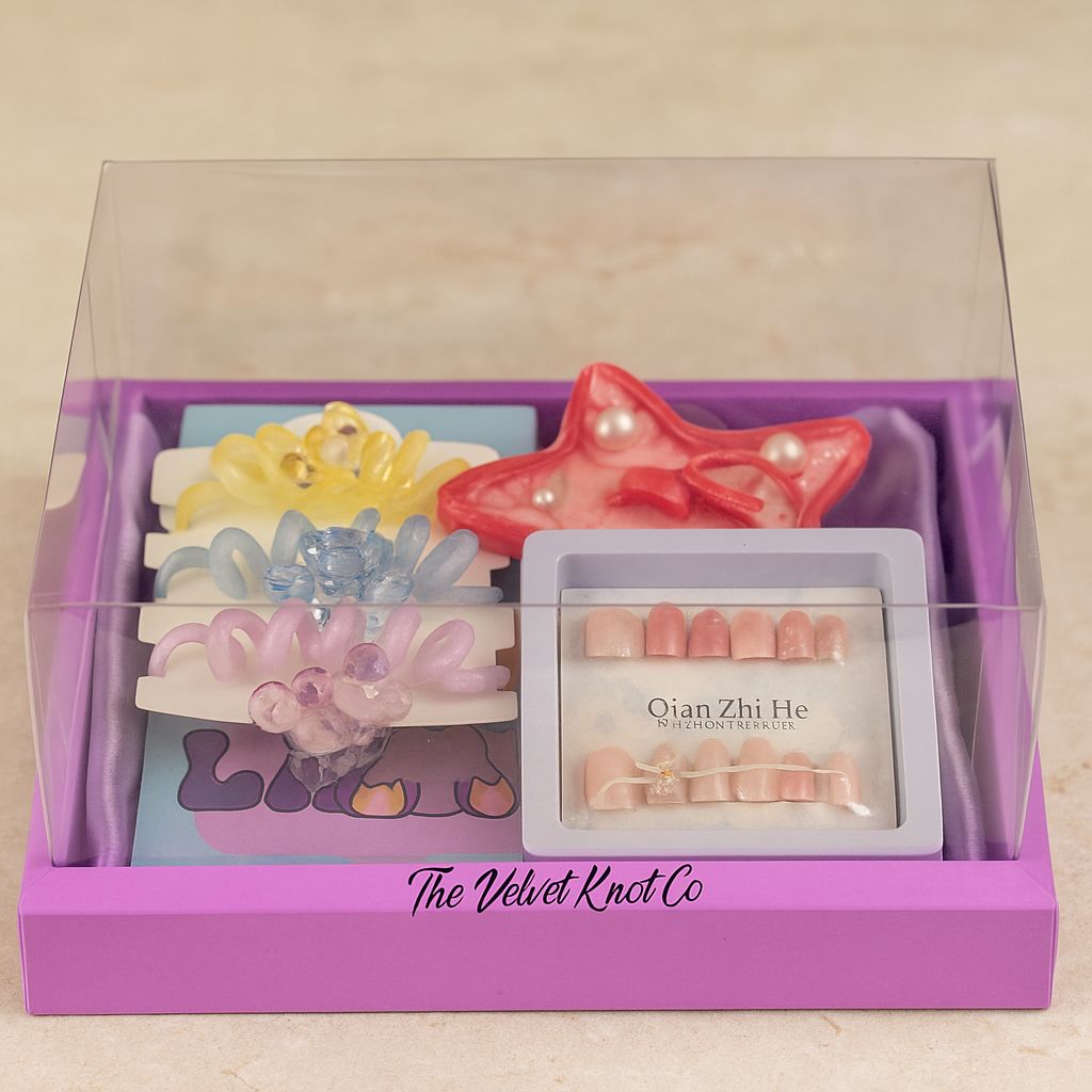 Cute Girl’s Glam Hamper – Pastel Self-Care &amp; Accessories Box